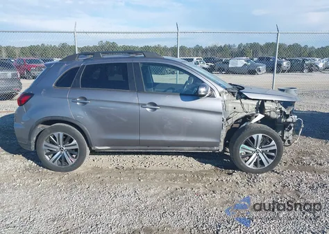 2020 Mitsubishi Outlander Sport 2.0 Se z USA, uszkodzony, nr VIN JA4AP4AU8LU010808